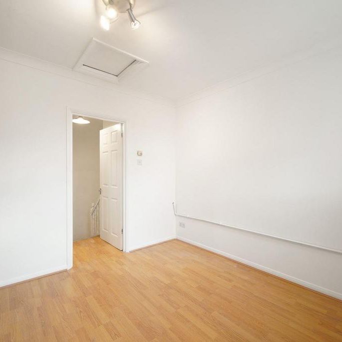 2 bedroom house to rent - Photo 1