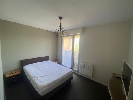 Location Appartement 5 pièces 95m² CLERMONT FERRAND 63000 - Photo 4