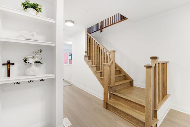 For Lease - 3079 Langdon Road, Oakville, Ontario - Photo 1