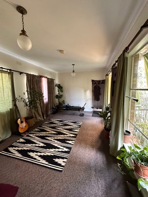 Brighton East - Photo 1