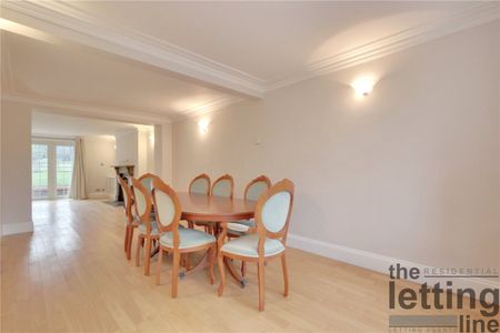 Burnt Farm Ride, Enfield, Middlesex, EN2 9DZ - Photo 3