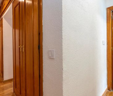 Room in a shared 5-bedroom apartment for rent in Justicia - Foto 6