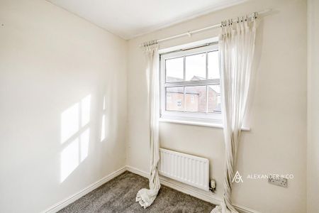 2 bedroom terraced house to rent - Photo 2