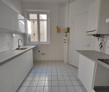 Location Appartement 4 pièces 90m² ASNIERES SUR SEINE 92600 - Photo 3
