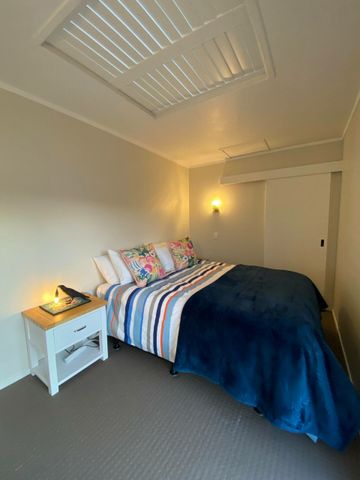 Funky Leigh Apartment - Photo 3