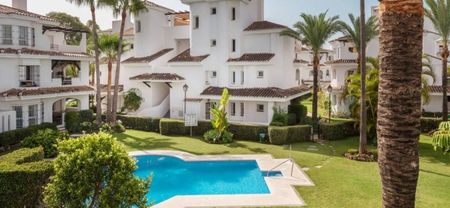 Alquiler de piso en Urbanización Los Naranjos de Marbella, 50 - Photo 4