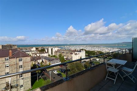 Harbour View, Harbour Square, Crofton Road, Dun Laoghaire, County Dublin - Photo 2