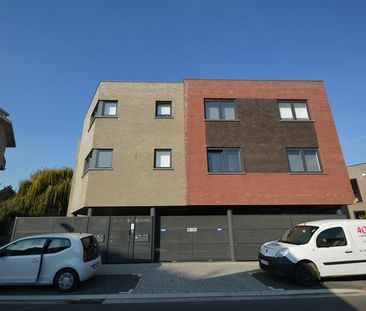 Appartement met 2 kamers, terras en staanplaats - Photo 5