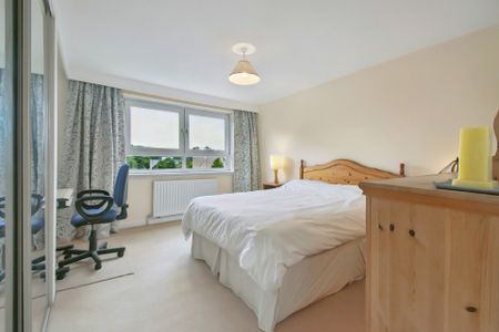 Terregles Crescent - Photo 3