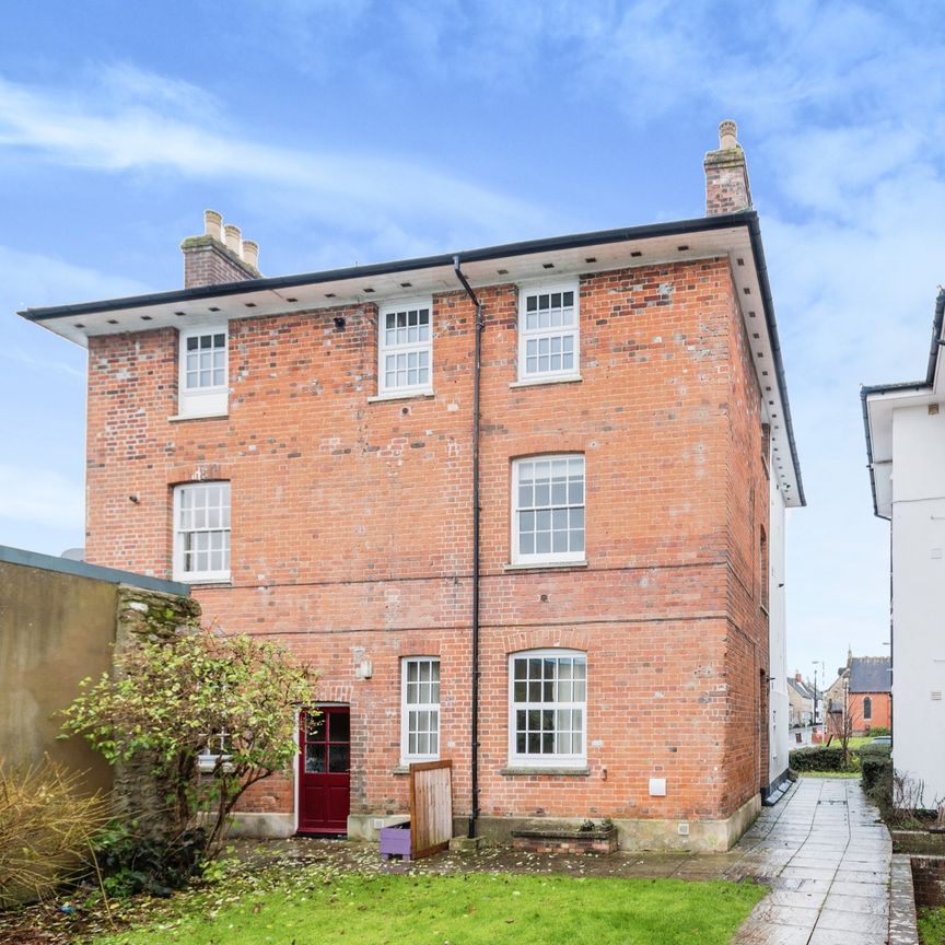 1 bedroom apartment to rent White Hart Walk, Faringdon, Oxfordshire, SN7 - Photo 1