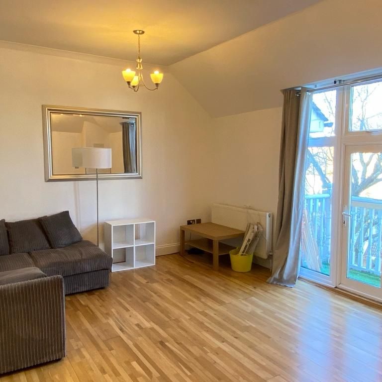 1 bedroom flat to rent - Photo 1