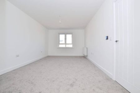 3 bedroom detached house to rent - Photo 3