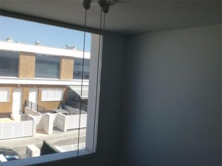 Piso de alquiler en Carrer de Creta, 80, Monte y Mar - Photo 3