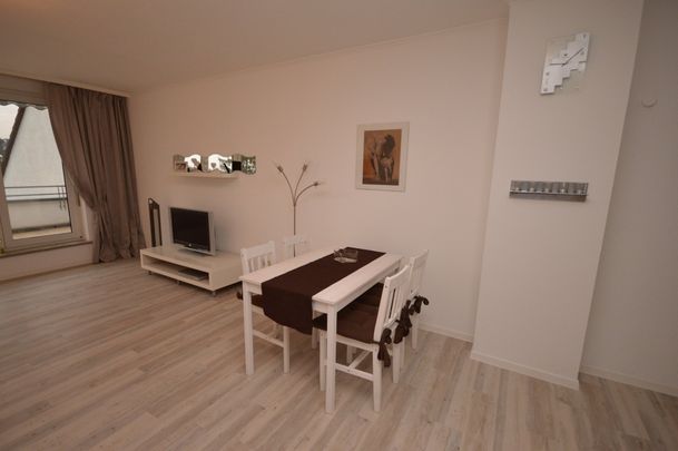 City-Residence: Moderne 2-Zi.-Wohnung mit Dachterrasse und PKW-Stellplatz - Foto 1