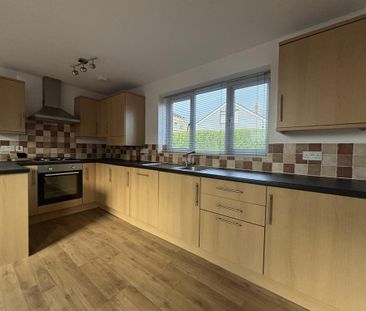 3 bedroom detached house to rent - Photo 6