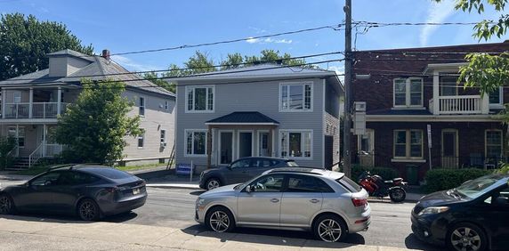 3 1/2 Bâtiment Neuf | 161-202 Notre-dame - Photo 2