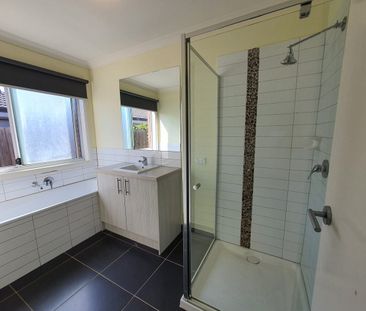 Luxury 4 Bedrooms House for Rent ! - Photo 2