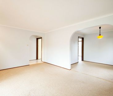 Great Size, Great Location! - Photo 2