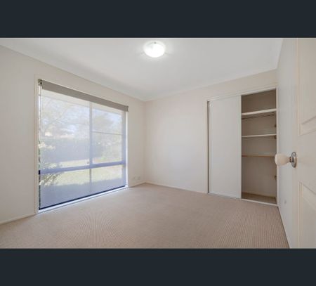 27 Northview Cct, Medowie, NSW 2318 - Photo 3