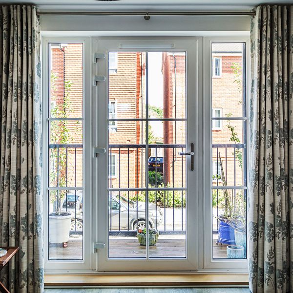 Ref: SM - Webber Street - Photo 1