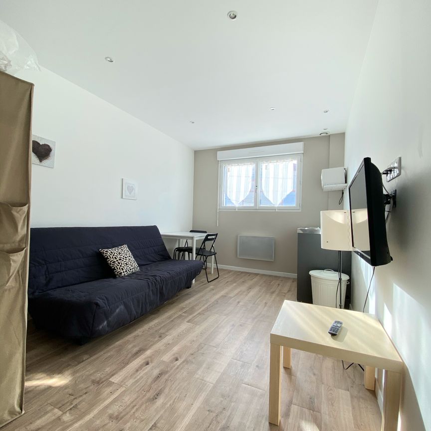 Location Appartement 1 pièce 17m² NIORT 79000 - Photo 1