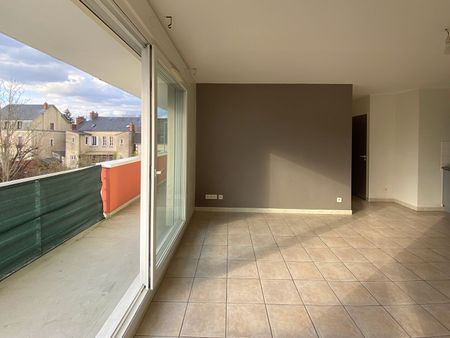 Location Appartement 2 pièces 39m² - Photo 3