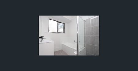 Great 3 Bedroom Home - Photo 3