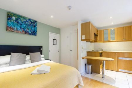 Studio to rent - Photo 2