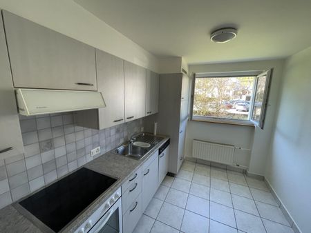 Appartement de 2 pièces au rez-de-chaussée et facile d’accès - Photo 2