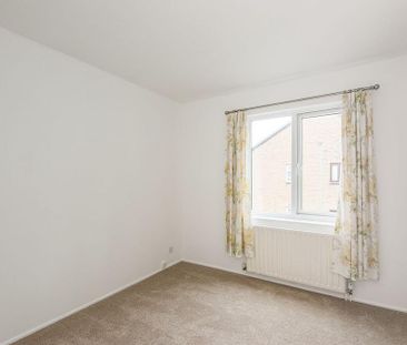 1 bedroom end of terrace house to rent - Photo 2
