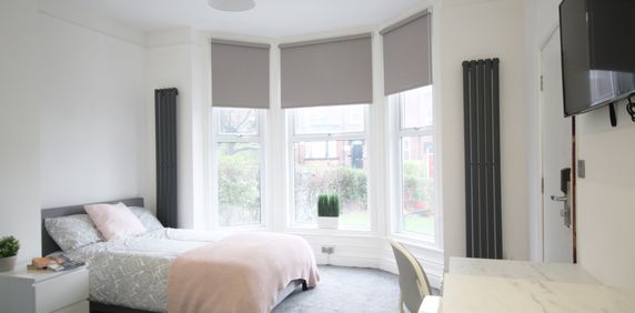 Flat 1, 32 Kelso Road, LS2 9PR, Leeds - Photo 2