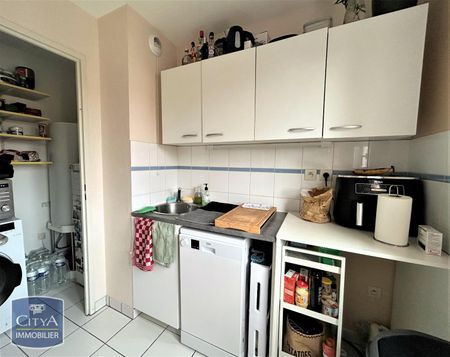 Location Appartement 2 pièces 48m² BRESSOLS 82710 - Photo 4