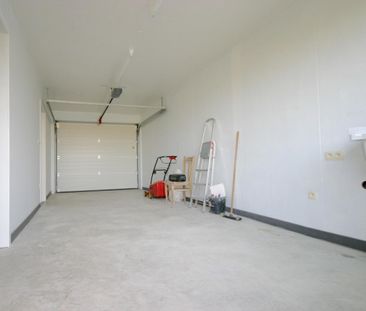 Energiezuinige bel-étage met 2 slpk, tuin, terras en garage voor 82... - Photo 1