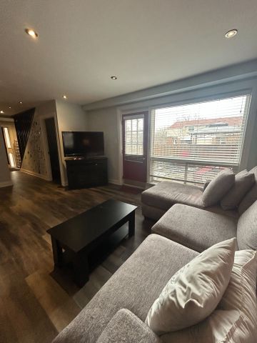 For Lease - 215 Mississauga Valley Unit# 131, Mississauga, Ontario - Photo 3