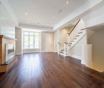 For Lease - 2 Alyward Street Unit# MAIN, Toronto, Ontario - Photo 2