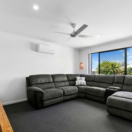 STUNNING FAMILY HOME - Photo 2