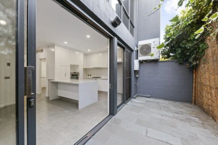 7a Russell Street, Prahran. - Photo 4