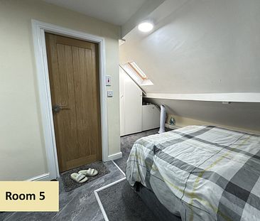 Room in a Shared House, Aylcliffe Grove, M13 - Photo 5