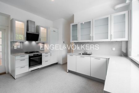 Pronájem bytu 3+1 102 m², Zavadilova 1864, Praha - Photo 3