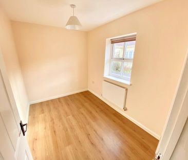 3 bedroom detached house to rent - Photo 4