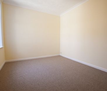 2 bed apartment to rent in Westover Road, Bournemouth, BH1 - Photo 1