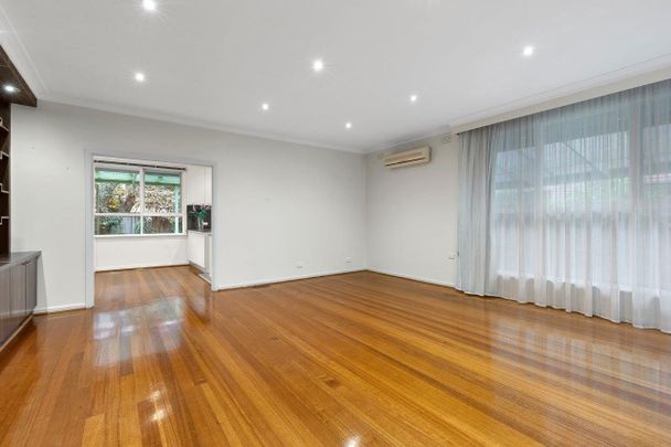 Thinking of selling? Contact our agent - Photo 1