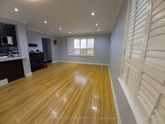 For Lease - 45 Gilroy Drive Unit# main, Toronto, Ontario - Photo 1