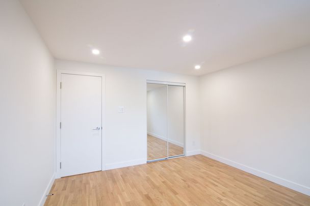 1565 Avenue Victoria - Photo 1