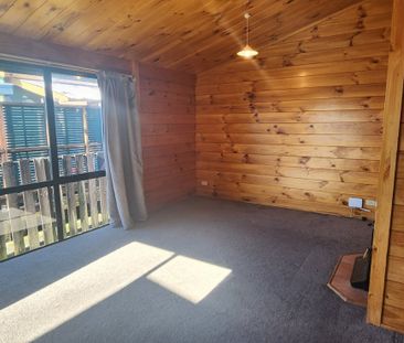 Warm & Welcoming Lockwood Home in Fairy Springs - Photo 2
