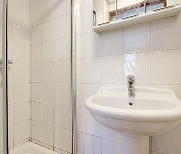 Studio to rent - Photo 6