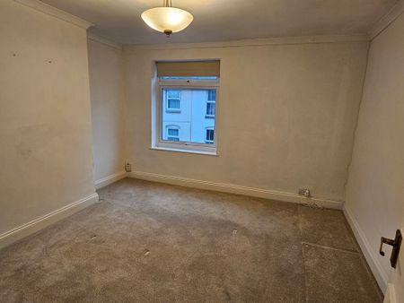 £1,100 - To Let - Photo 3