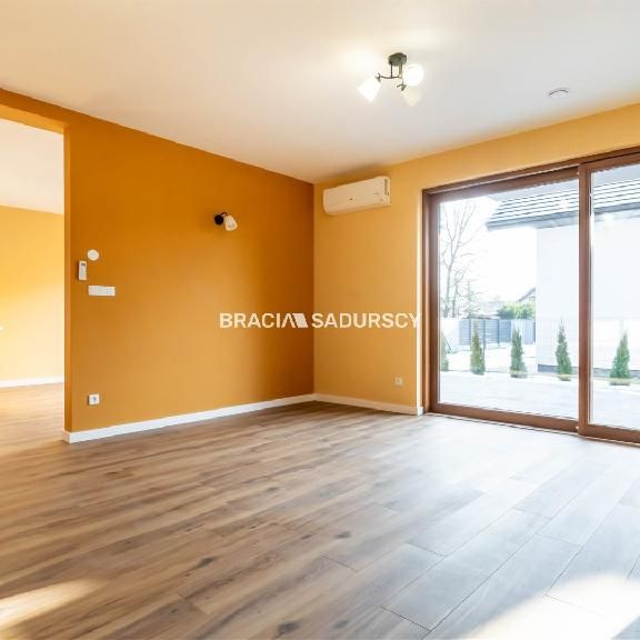 Dom mazowieckie Piaseczno powierzchnia 146.0 m² C206-WD-19073 - Zdjęcie 1