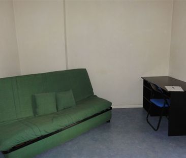 Location Appartement 1 pièce 15m² LE CREUSOT 71200 - Photo 4