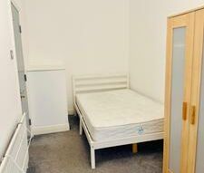 Burley Lodge Terrace LS6 1QA - Photo 5